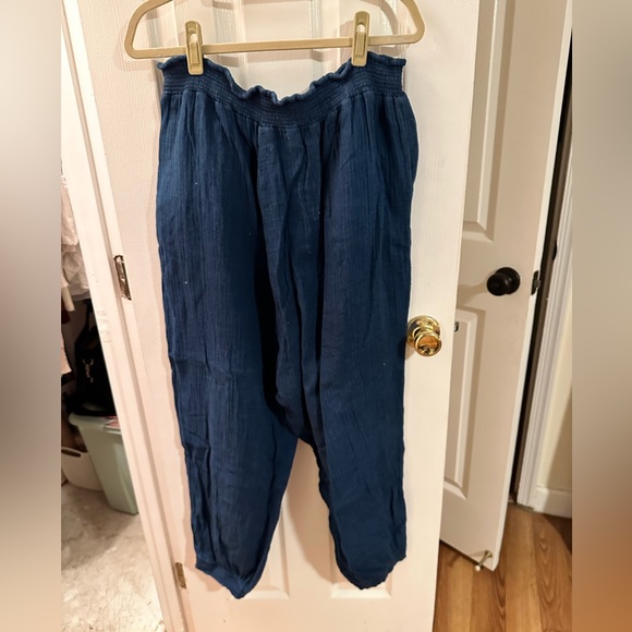 American Eagle joggers - Picture 2 of 3